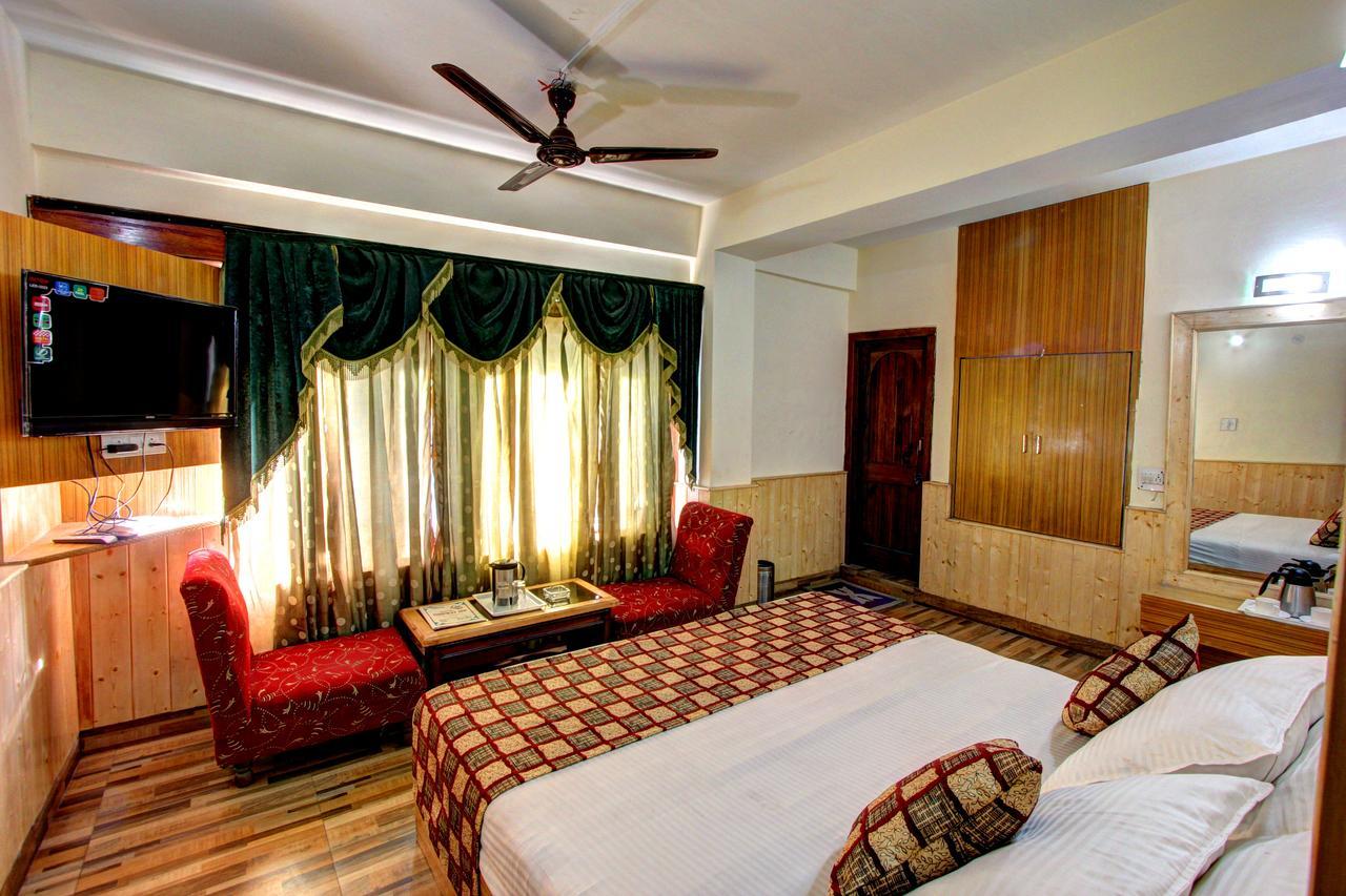 Hotel Highway Inn Manāli Exterior foto